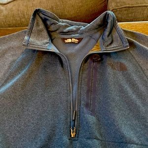 The North Face men’s sweatshirt